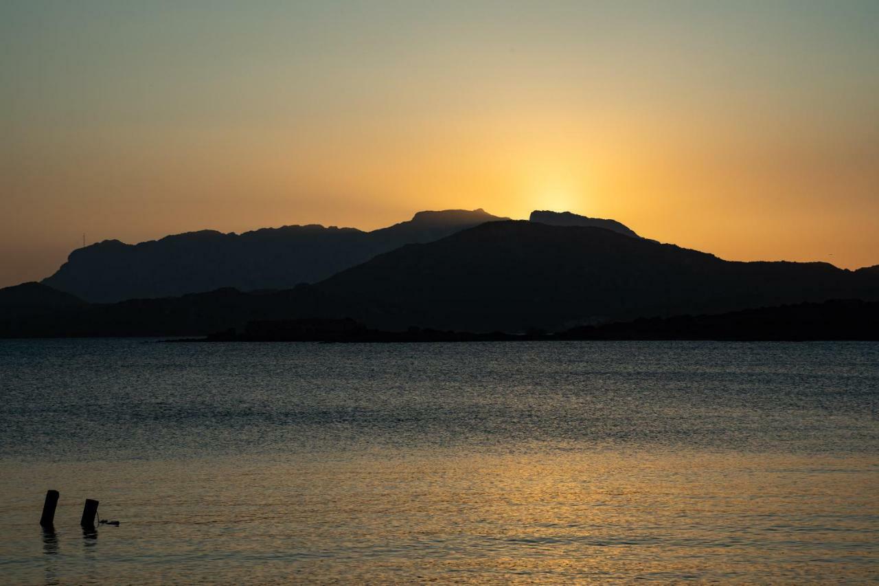 Villa Smeralda Sul Mare Olbia Exterior foto